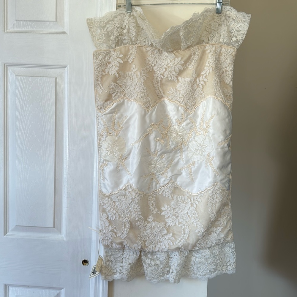 Vintage Lace embroidered pillow case